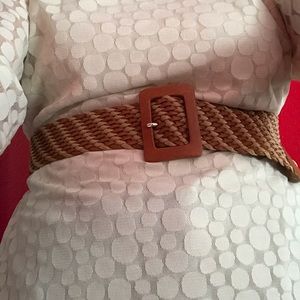 🍃🍂Calvin Klein leather belt tan and ivory